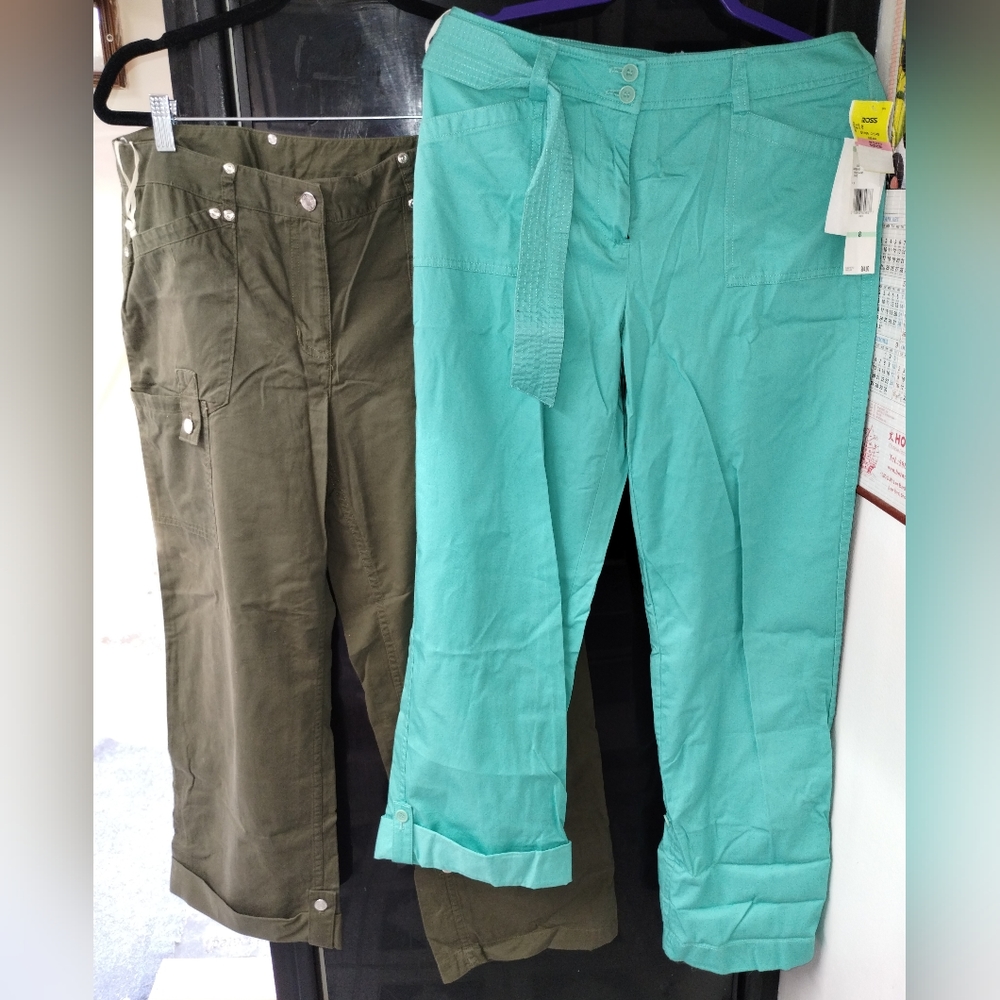 2 pairs of capris